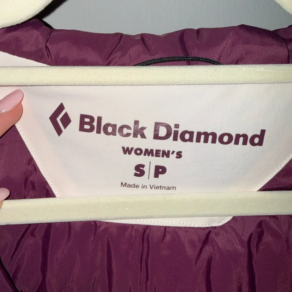 Black Diamond Cream Hooded Jacket - Picture 10 of 10